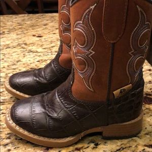 DBL Barrel boots